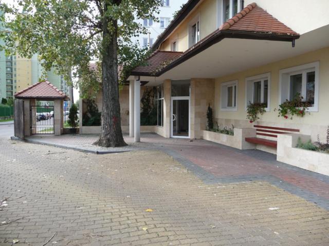 Hotel Tenishouse Marki  Exteriér fotografie